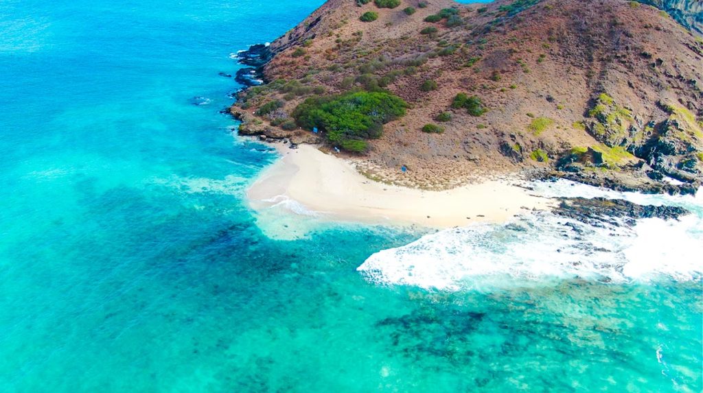 Mokulua Nui Island