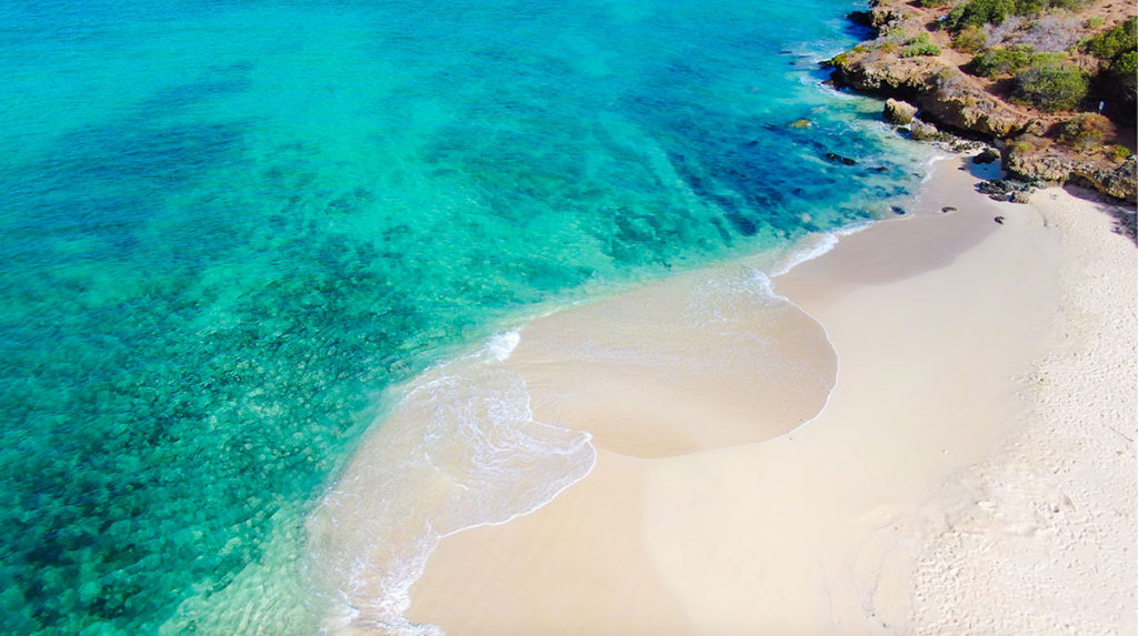 the beach of Moko Nui