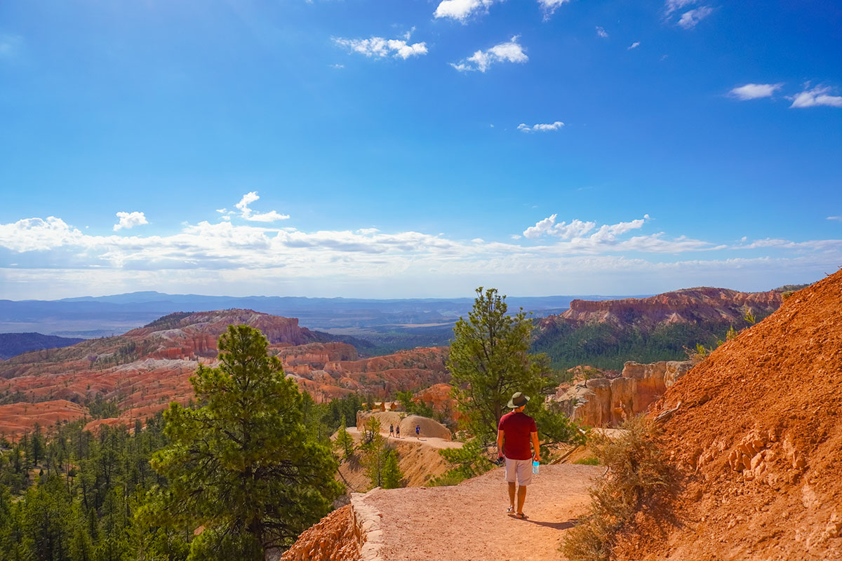 Navajo Loop trail in Bryce Canyon - The most popular trail! - Denny & Nikki